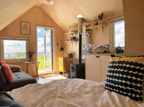 St Hilda Beach Hut Alnmouth